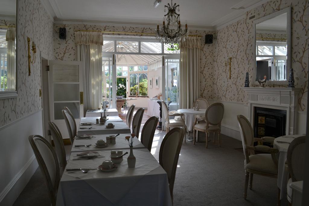 Cranleigh Hotel Reigate Exterior foto